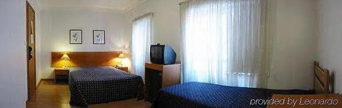 Hotel XXI Lisboa 2*, Lisbon
