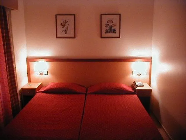 Hotel XXI Lisboa 2*, Lisbon